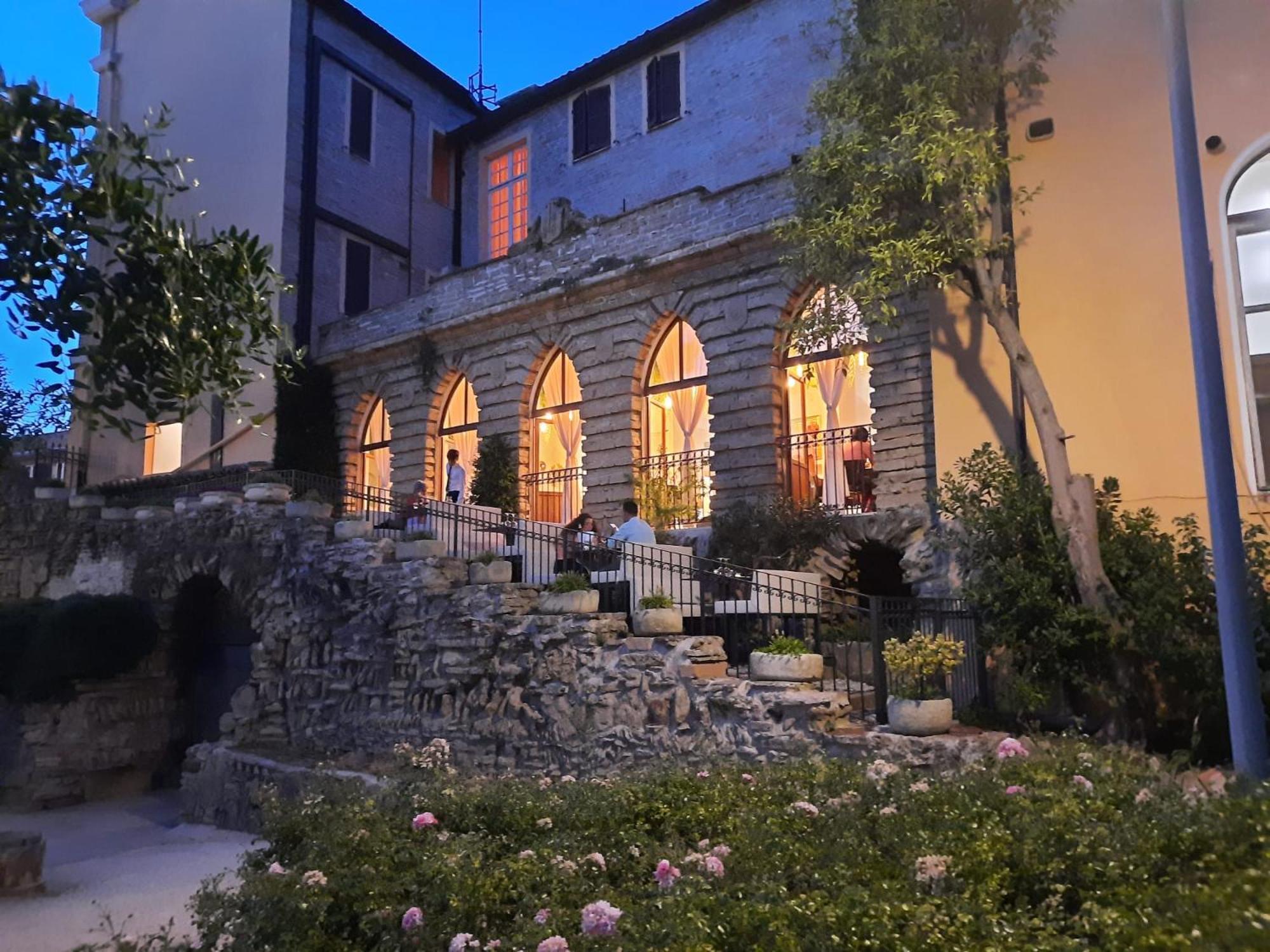 Hotel Ristorante La Ginestra Recanati Eksteriør bilde